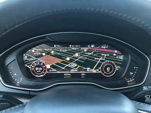 Used 2018 Audi Q5 2.0T Premium Plus w/ Premium Plus Package image 15