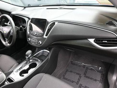 Used 2024 Chevrolet Malibu LT FWD image 41