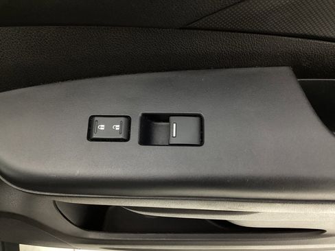 Used 2016 Honda CR-V LX image 38