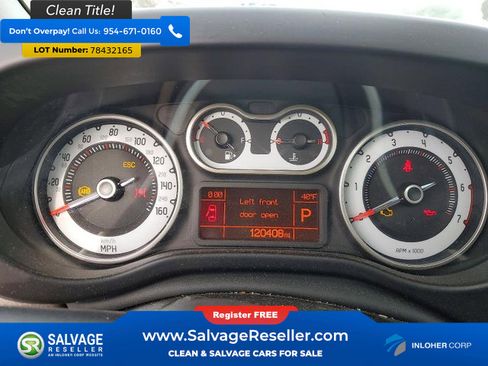 Used 2014 FIAT 500L Trekking w/ Popular Equipment Group image 12