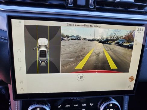 Used 2024 Jaguar F-PACE R-Dynamic S AWD/4WD image 25