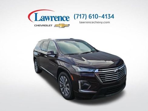 Certified 2023 Chevrolet Traverse Premier w/ LPO, Floor Liner Package image 1