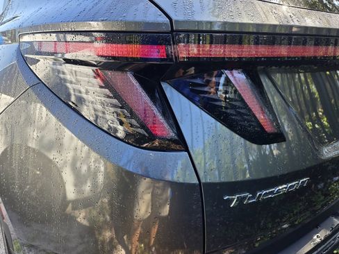 Used 2023 Hyundai Tucson SEL FWD image 6