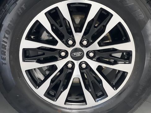 Used 2025 Ford Expedition Platinum AWD/4WD image 87