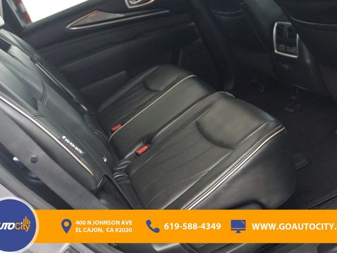 Used 2020 INFINITI QX60 Luxe w/ Essential Package FWD image 13