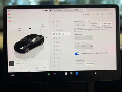 Used 2022 Tesla Model 3 Long Range AWD/4WD image 25