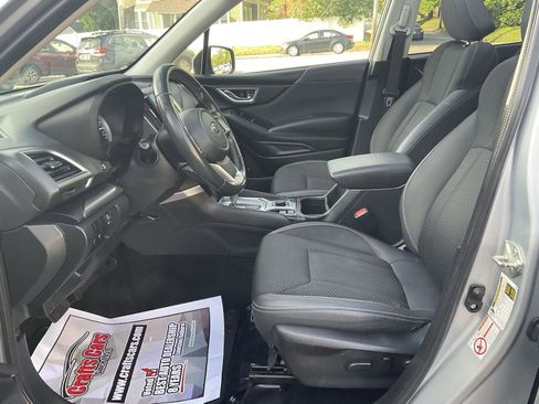 Used 2019 Subaru Forester Premium AWD/4WD image 10