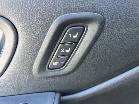 Certified 2025 Honda Pilot TrailSport image 24