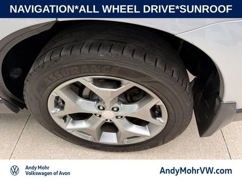 Used 2016 Subaru Forester 2.5i Touring w/ Eyesight & Navigation System AWD/4WD image 11