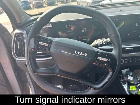 Used 2026 Kia Sorento S w/ S Panoramic Sunroof Package FWD image 21