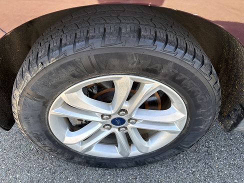 Used 2020 Ford Edge SEL w/ Convenience Package image 9