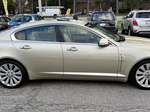 Used 2009 Jaguar XF Premium image 7