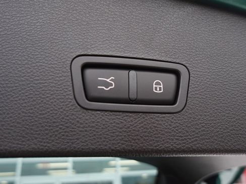 New 2024 Alfa Romeo Tonale Veloce image 11