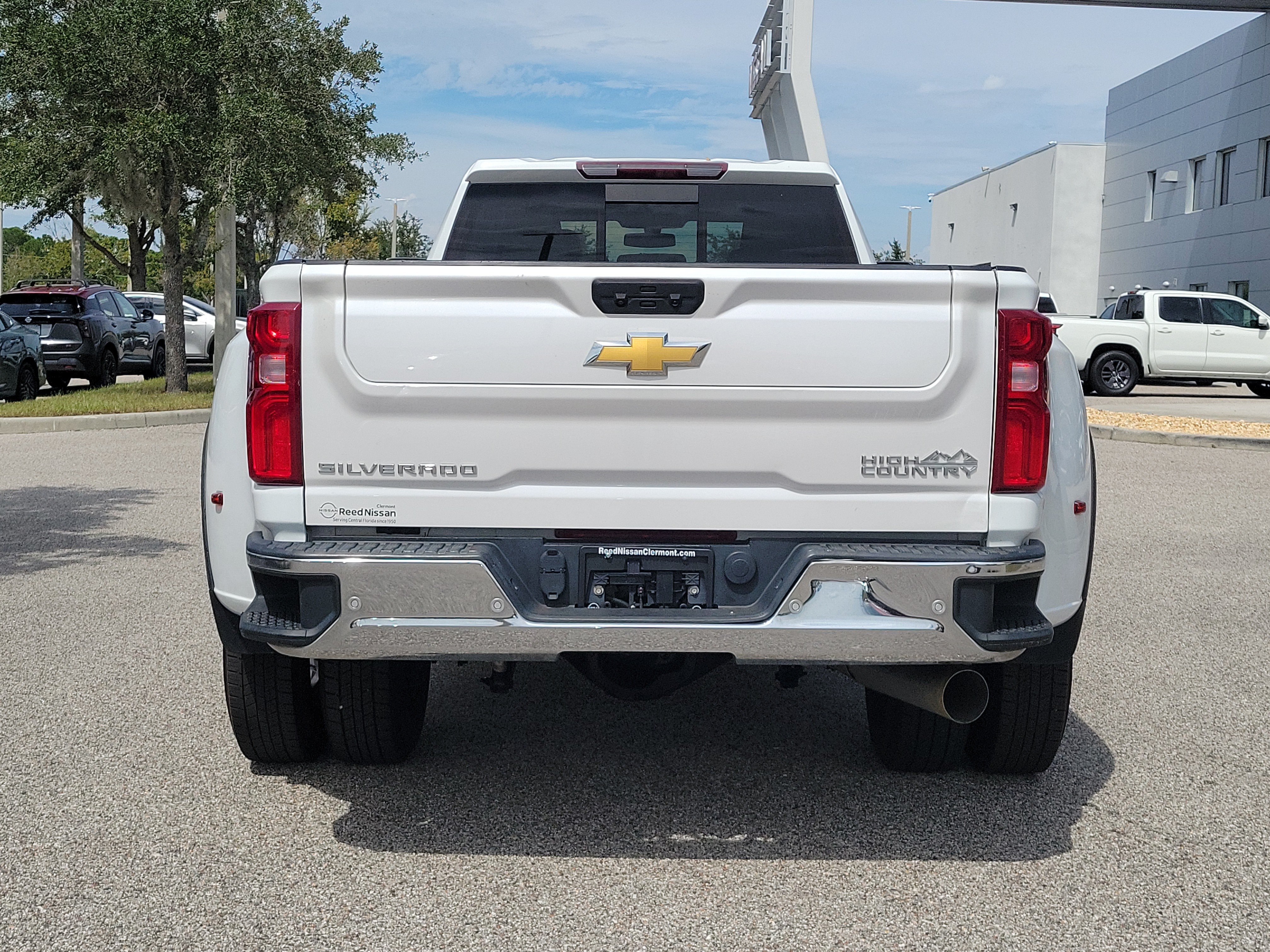 Used 2022 Chevrolet Silverado 3500 LTZ w/ LTZ Plus Package AWD/4WD image 7