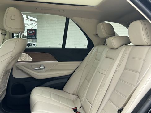 Used 2021 Mercedes-Benz GLE 450 4MATIC image 12