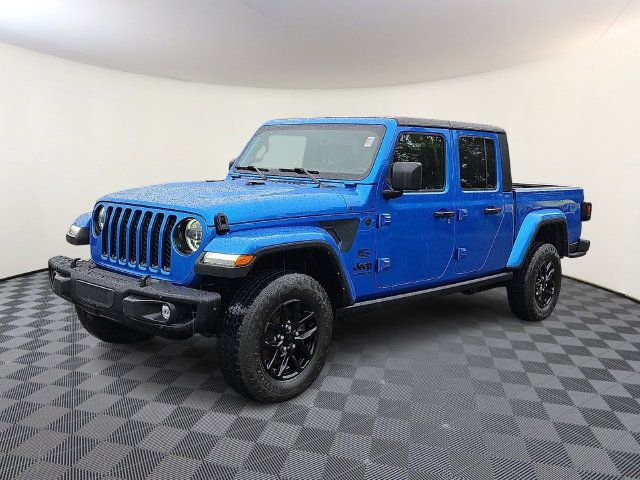 Used 2023 Jeep Gladiator Sport AWD/4WD image 3