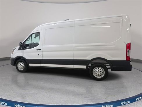 Used 2026 Ford Transit 250 148 Medium Roof Extended AWD w/ Load Area Protection Package image 9