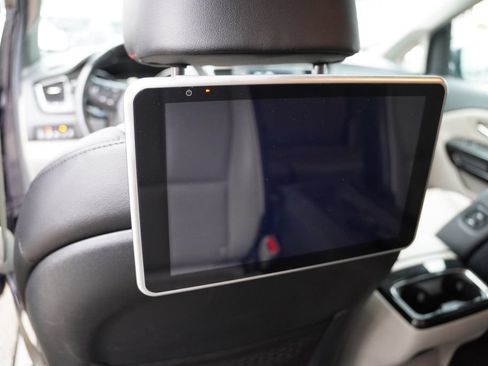 Used 2019 Kia Sedona EX w/ EX Premium Package FWD image 5