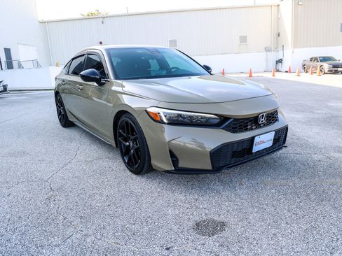 Used 2025 Honda Civic Sport image 5