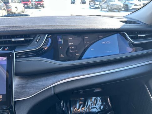 Used 2023 Jeep Grand Cherokee 4WD 4xe w/ Luxury Tech Group II image 56