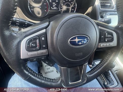 Used 2017 Subaru Forester 2.5i Touring AWD/4WD image 16