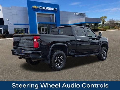 Used 2022 Chevrolet Silverado 2500 High Country image 9