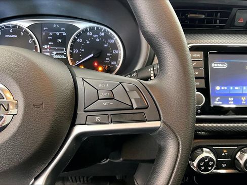 Used 2021 Nissan Kicks S FWD image 22