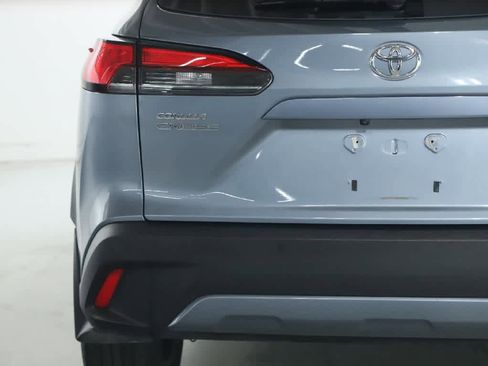 Certified 2023 Toyota Corolla Cross XLE w/ Convenience Package FWD image 42
