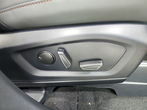 New 2026 Ford Explorer Active w/ Active Comfort Package RWD image 38