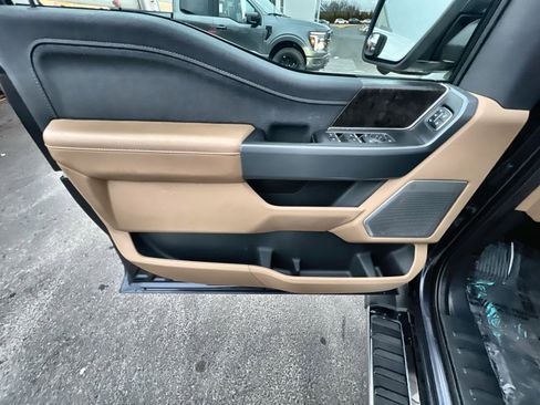 Used 2021 Ford F150 Lariat w/ Equipment Group 502A High image 15