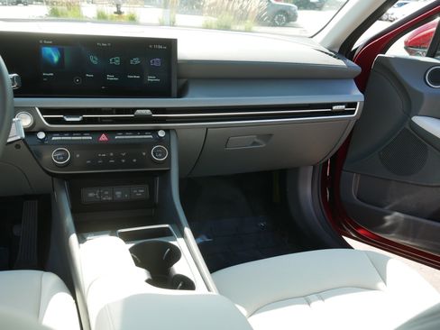 Certified 2026 Hyundai Sonata SEL AWD/4WD image 22