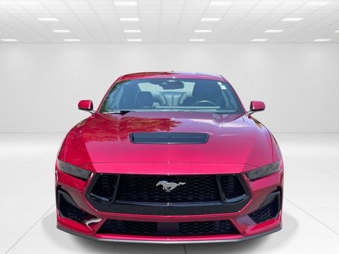 Used 2025 Ford Mustang GT Premium RWD image 2