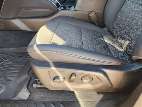 Used 2023 Chevrolet Colorado Z71 w/ Z71 Convenience Package 2 image 29