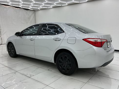 Used 2016 Toyota Corolla FWD image 12