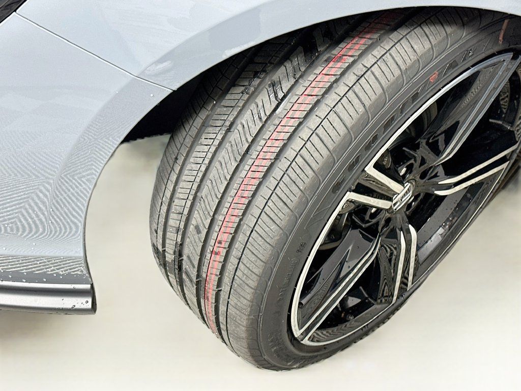 Used 2026 Honda Accord SE image 25