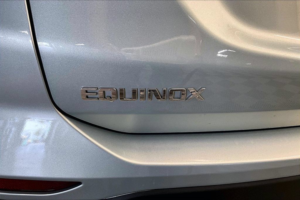 Used 2022 Chevrolet Equinox LT FWD image 30