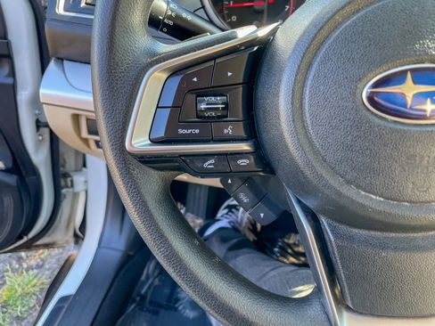 Used 2018 Subaru Outback 2.5i AWD/4WD image 14