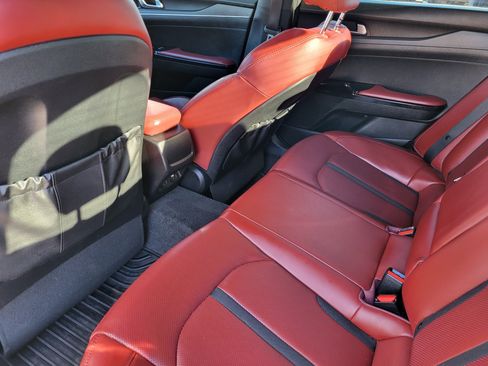 Used 2022 Kia K5 GT-Line w/ GT-Line Awd Premium Package image 8