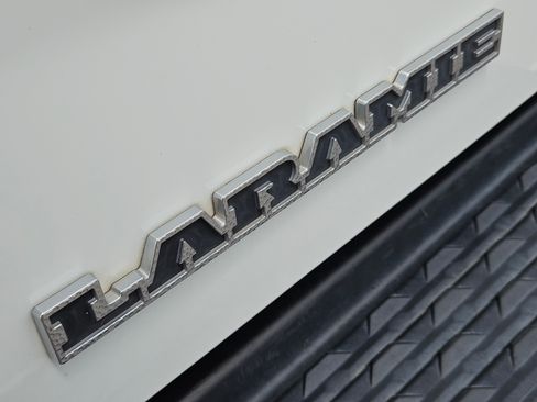 Used 2023 RAM 2500 Laramie AWD/4WD image 12