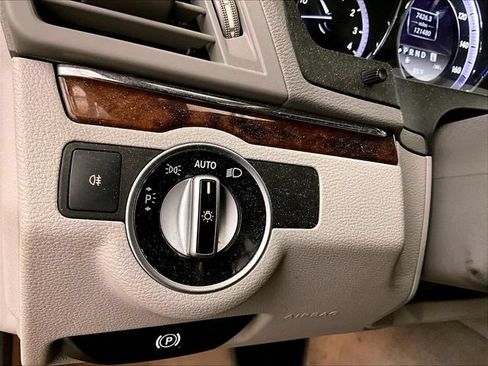 Used 2012 Mercedes-Benz E 350 Cabriolet image 31