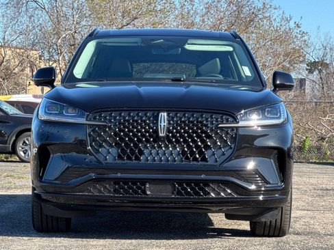 New 2026 Lincoln Aviator Reserve AWD/4WD image 8