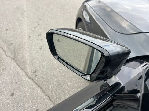 Used 2019 BMW 740i w/ Executive Package image 13