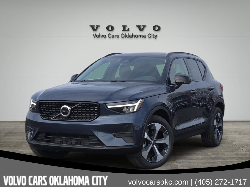 Used 2026 Volvo XC40 B5 Core w/ Protection Package Premier AWD/4WD image 1