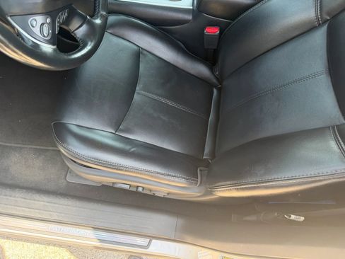 Used 2019 Nissan Pathfinder SL FWD image 11