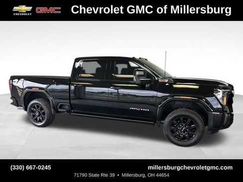 Used 2024 GMC Sierra 2500 AT4 w/ AT4 Premium Plus Package AWD/4WD image 3