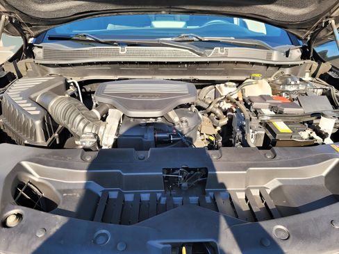 Certified 2023 Chevrolet Blazer RS w/ Driver Confidence II Package image 26