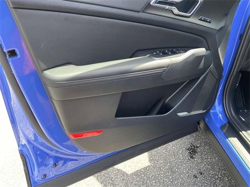 New 2026 Kia Sportage SX image 12