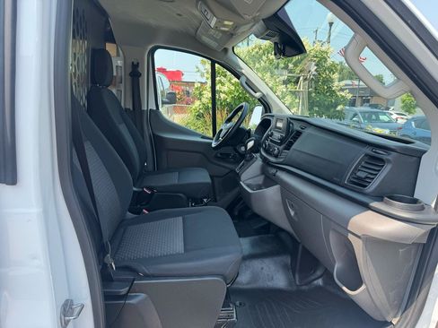 Used 2025 Ford Transit 250 Low Roof w/ Exterior Upgrade Package RWD image 17