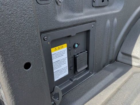 Used 2025 Ford F150 Raptor image 47