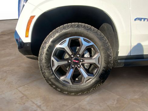 New 2026 GMC Yukon XL AT4 Ultimate w/ LPO, Floor Liner Package image 31